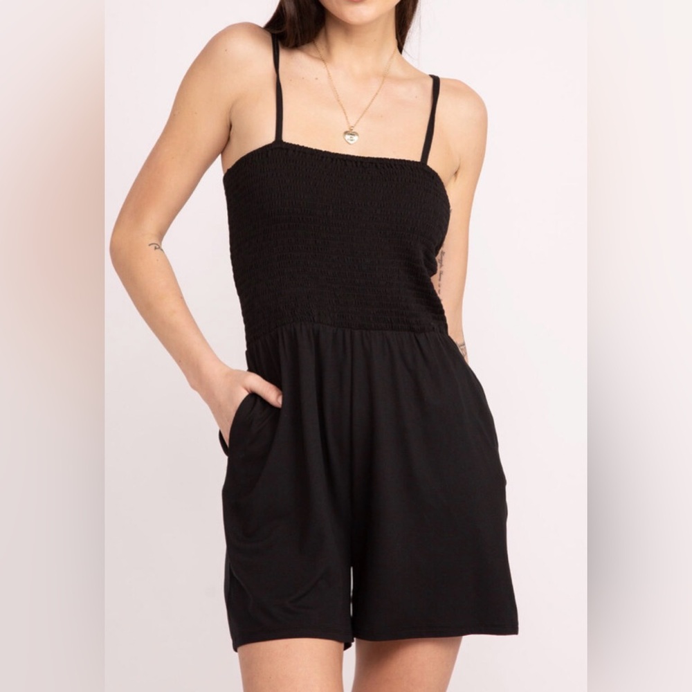 Kismet “Dutton” Smocked Romper